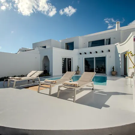 Lore By Villalize Villa